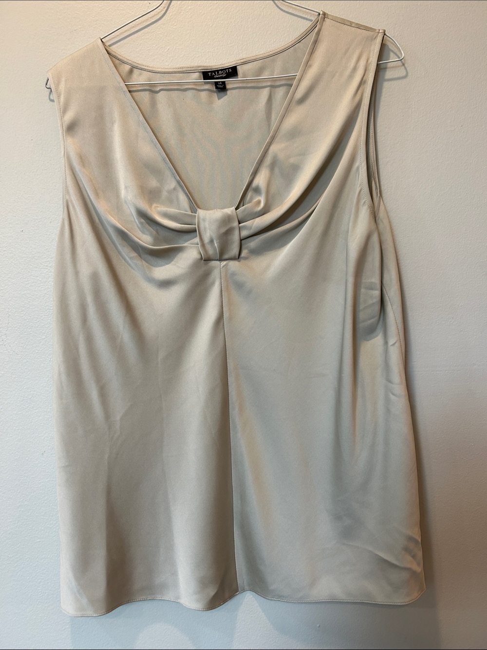 Talbots Light Gray V-Neck Sleeveless Top